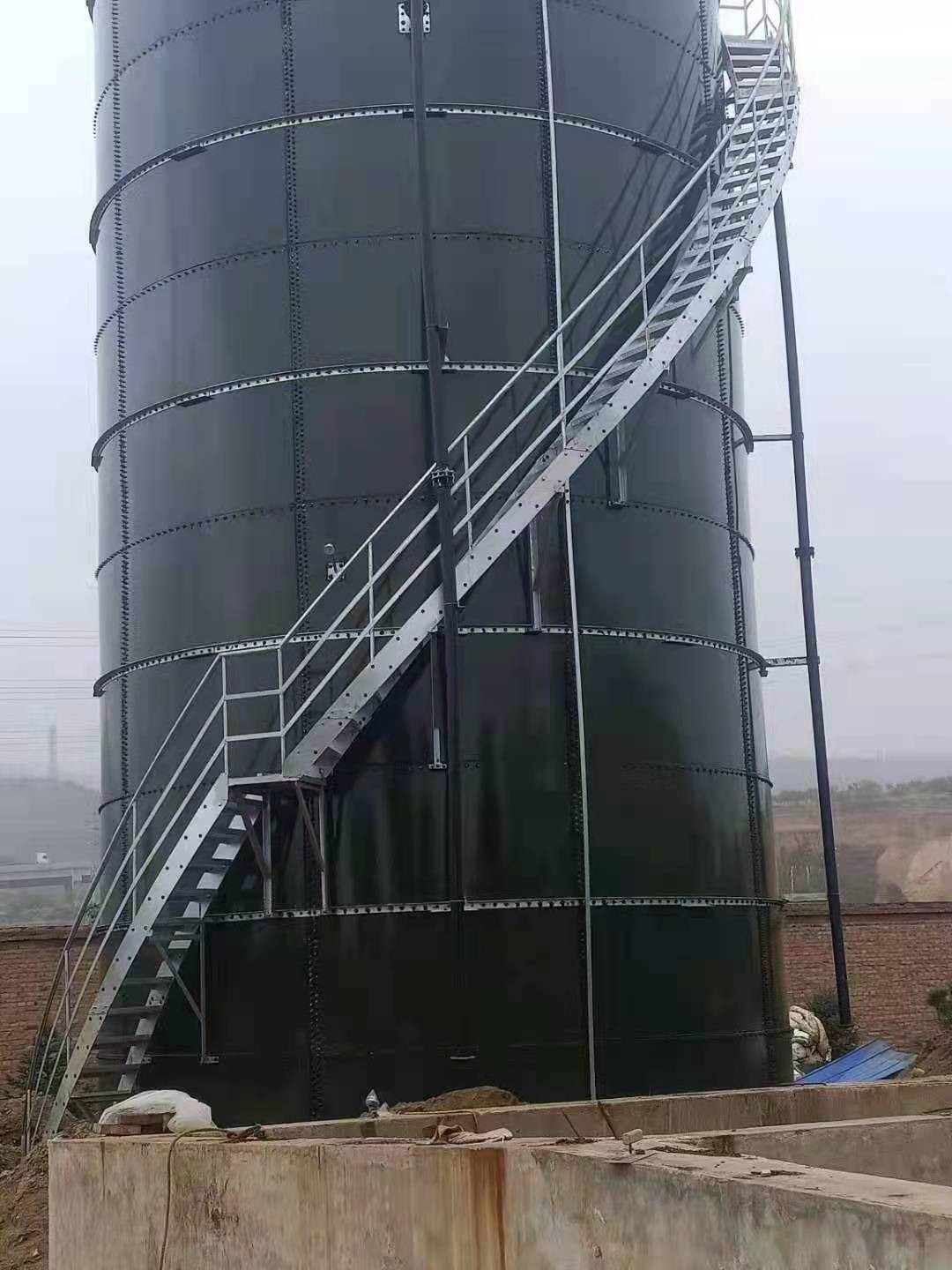 搪瓷拼装罐(图1)